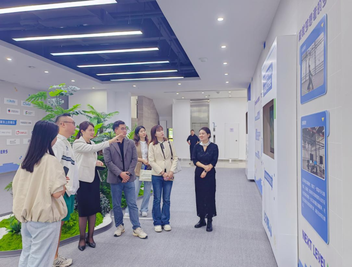 產教融合譜新篇 我校與名匠網絡科技共建教師培養基地